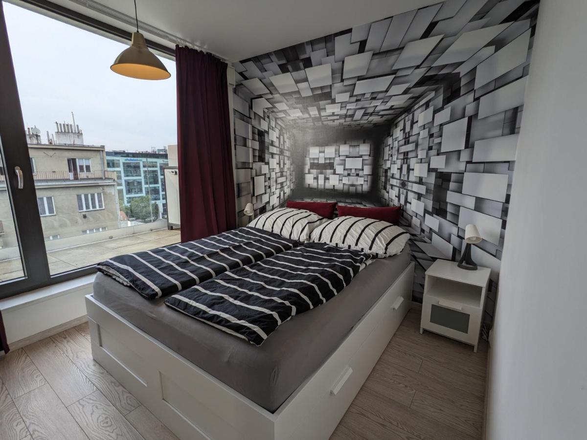Cozy With Big Terrace In - Karlin Praag